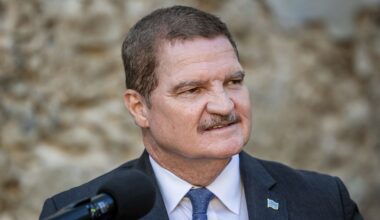 Premier Aruba annuleert bezoek aan Nederland vanwege spanningen rond Venezuela