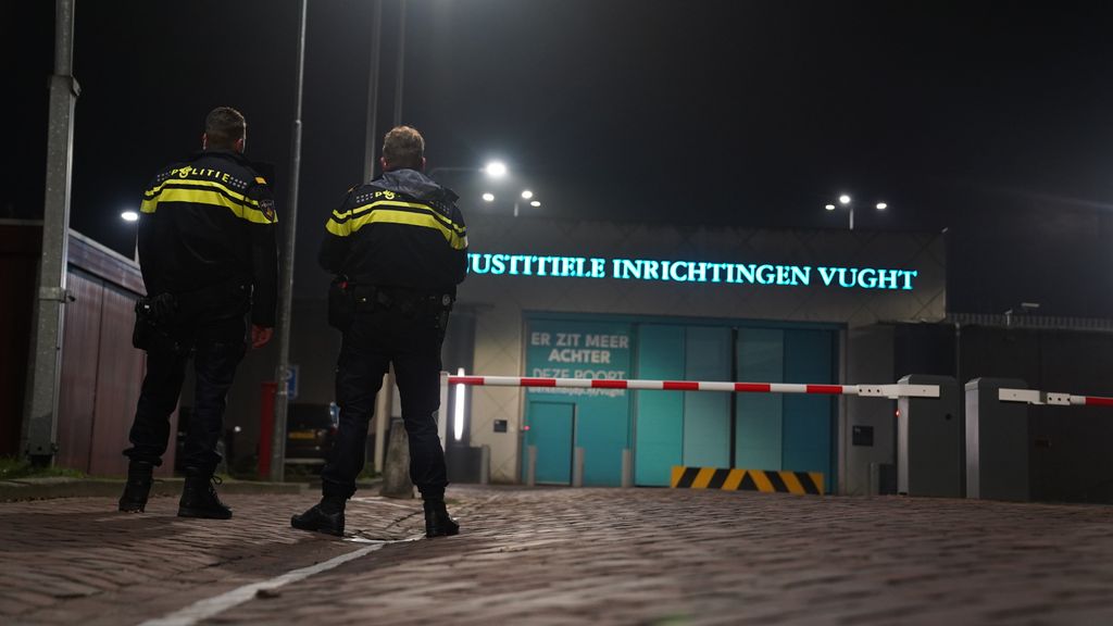 Twee medewerkers paar uur lang gegijzeld in gevangenis Vught