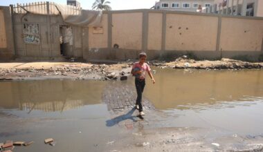 Zorgen over gebrek sanitaire voorzieningen Gaza: 'Dit is geen leven'