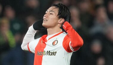 Onstuitbare Ueda scoort vier keer bij ruime zege Feyenoord op PEC Zwolle
