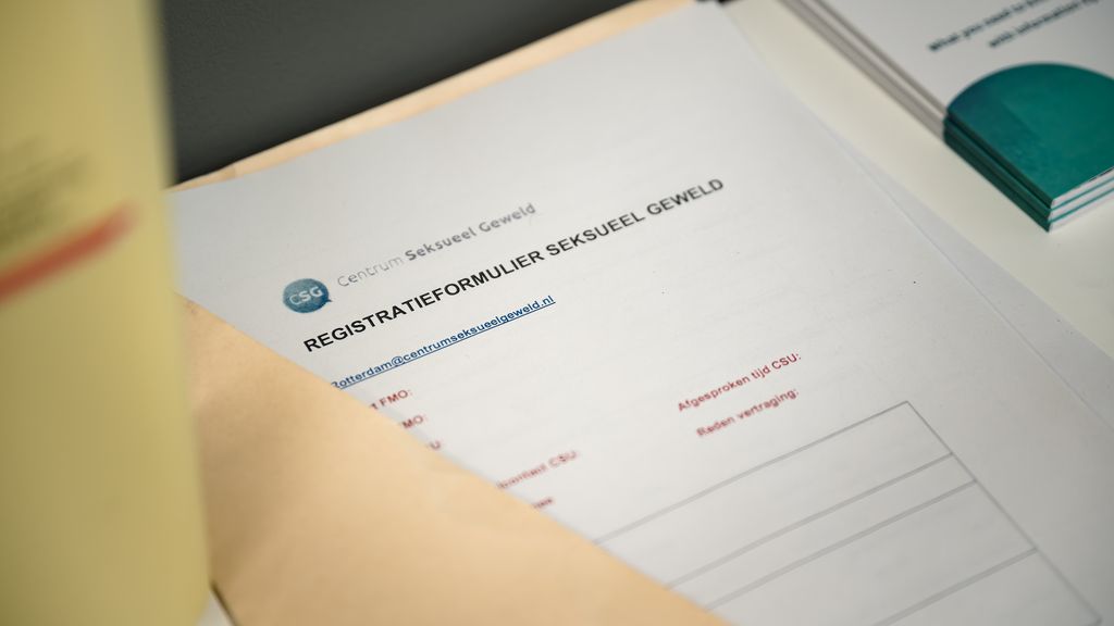 Steeds meer gemeenten willen centraal hulppunt tegen vrouwengeweld