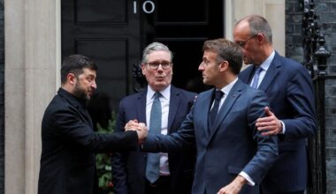 Zelensky spreekt Europese leiders in Londen, kloof met VS en Rusland blijft groot