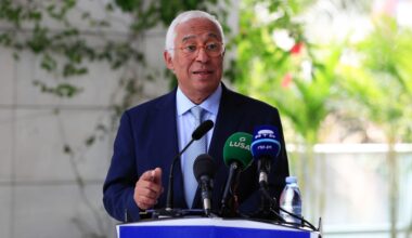 VS moet zich niet bemoeien met Europese politiek