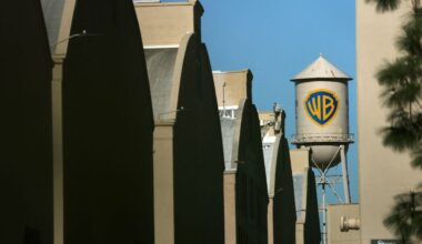 wie gaat de filmstudio van Warner Bros. overnemen?