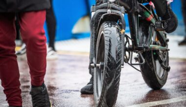 Gemeenten onderzoeken fatbikeverbod naar Enschedees voorbeeld