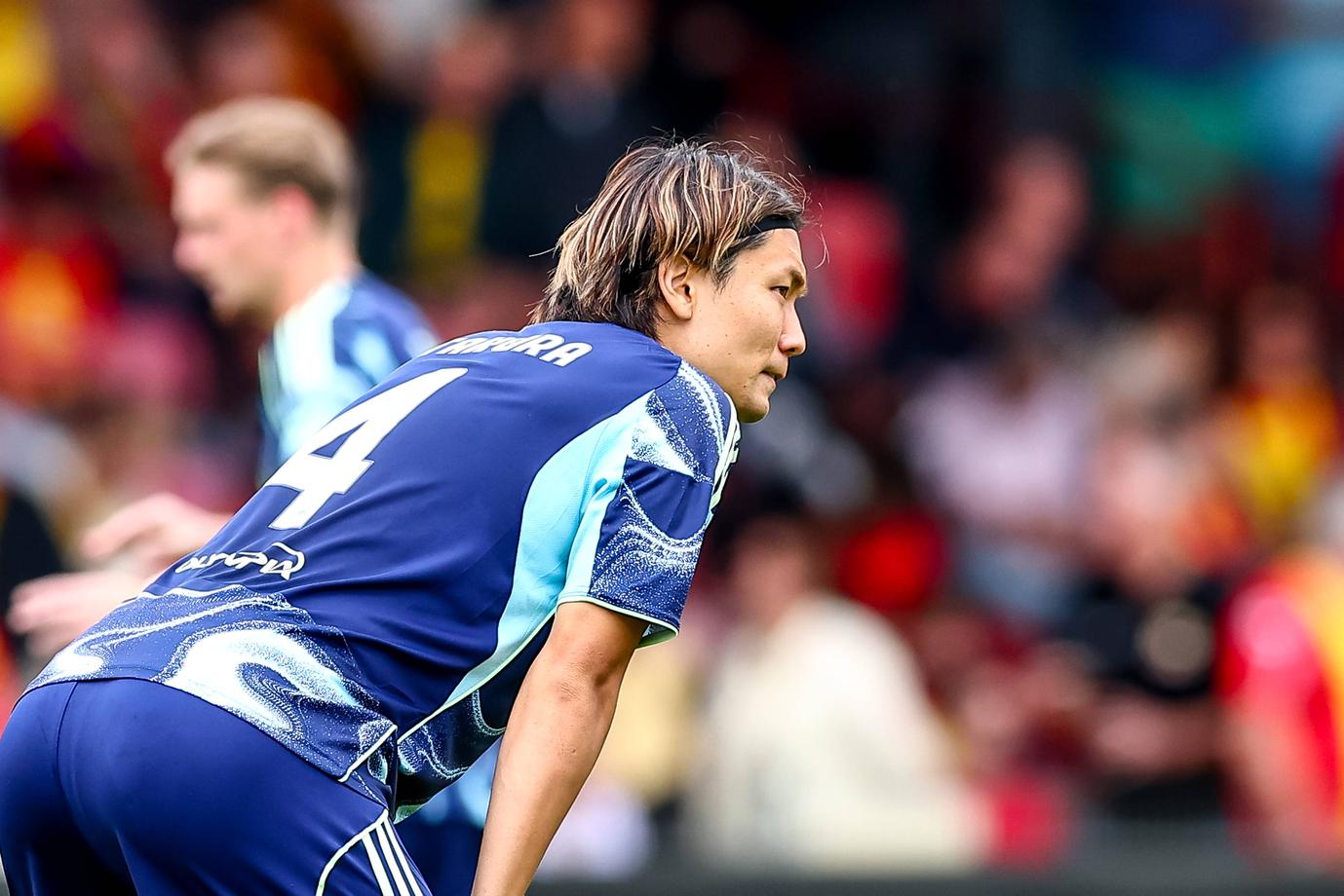 Kieft en Janssen zien Itakura door het ijs zakken: 'Hij kan niet voetballen'