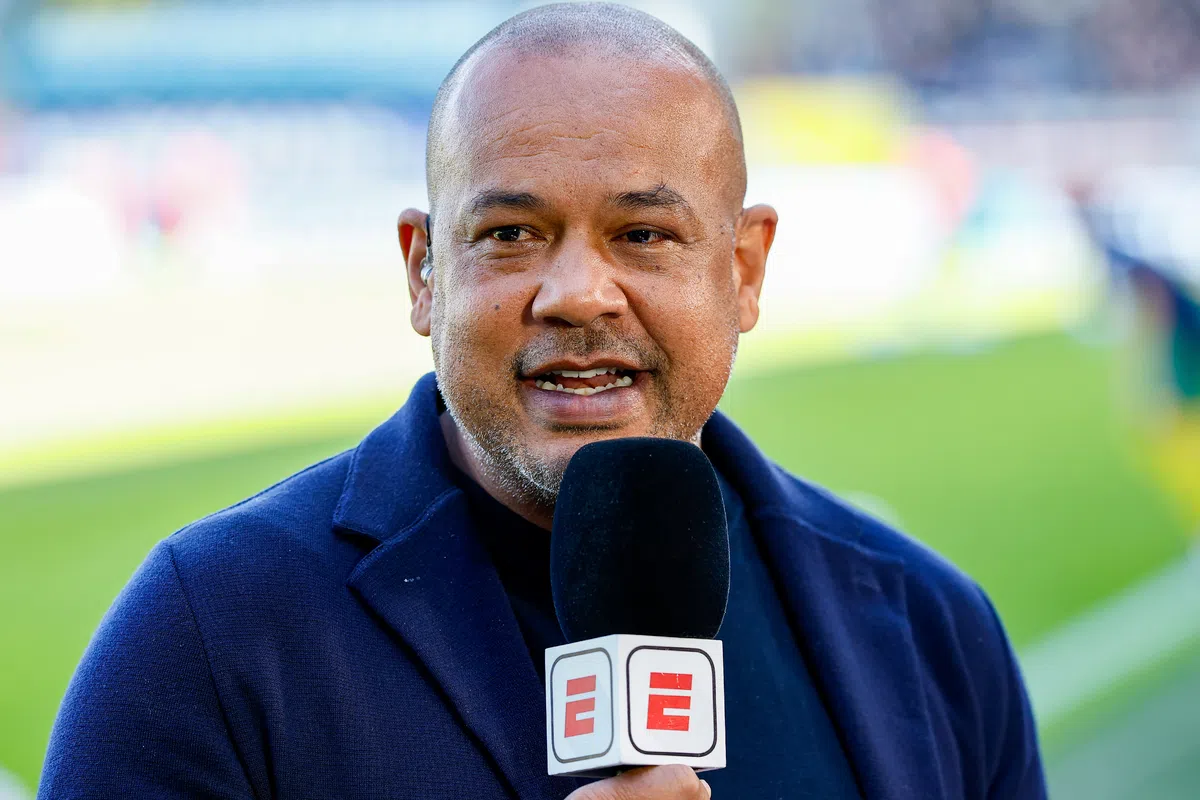 Vink en Van Polen over Itakura bij Ajax