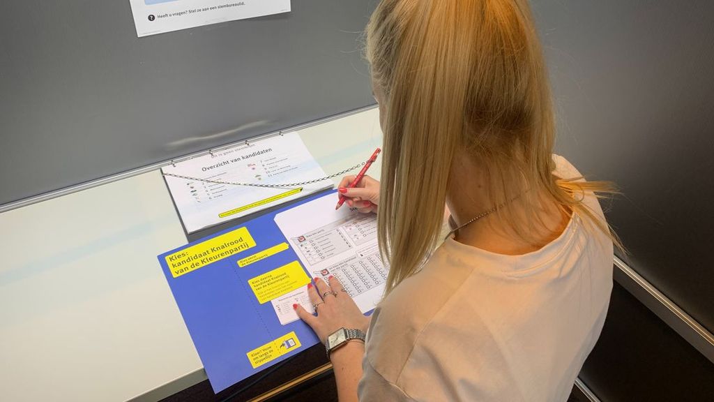 Elf gemeenten testen kleiner stembiljet tijdens gemeenteraadsverkiezingen