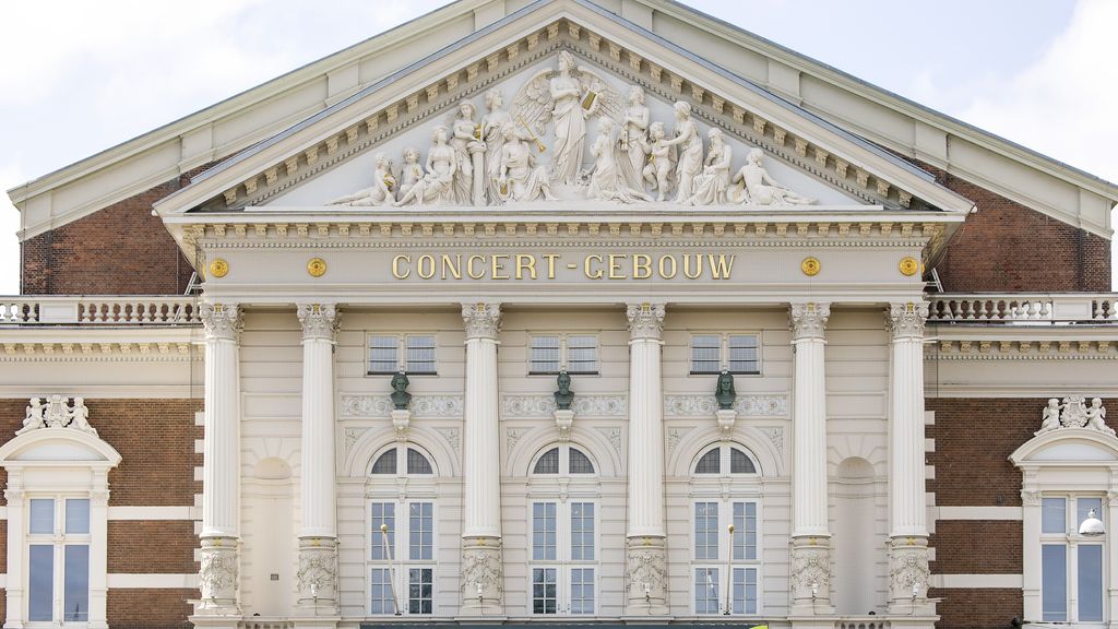 Rechter staat demonstraties toe rond omstreden optredens in Concertgebouw