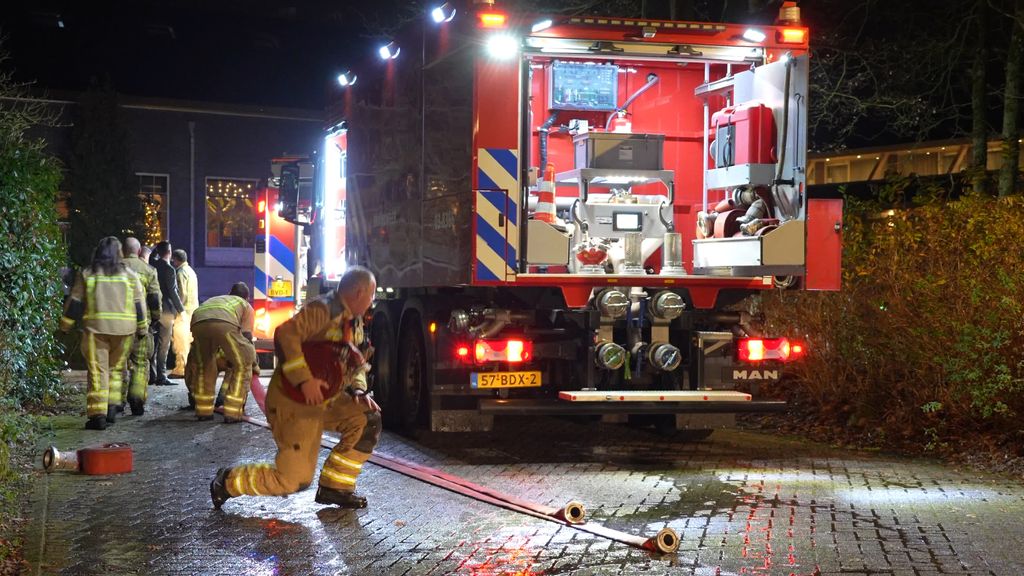 Hotelgasten in Assen geëvacueerd na brand op balkon