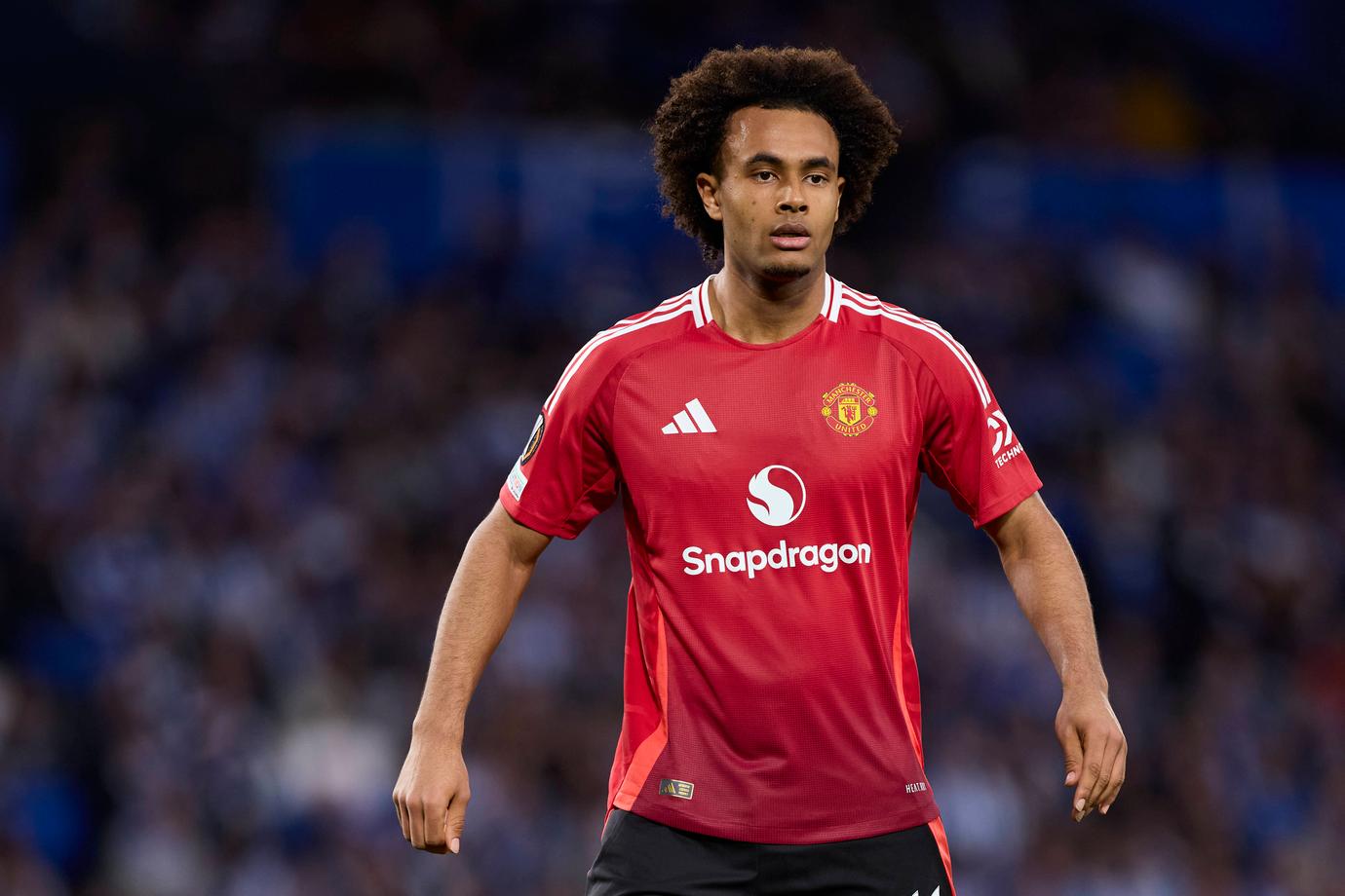 Joshua Zirkzee doneert enorm bedrag aan Feyenoord-fan voor ziek kind (1)