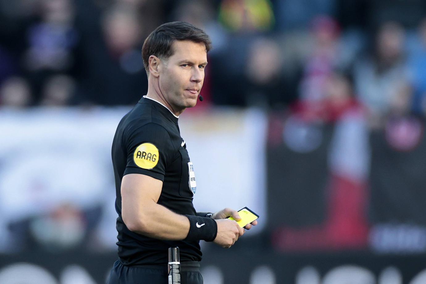 Makkelie de fout in met rode kaart voor Volendam