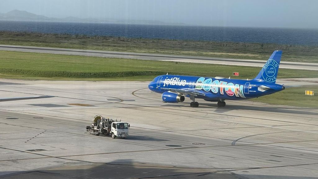 Piloten spreken van bijna-botsing met militair tankvliegtuig VS boven Curaçao