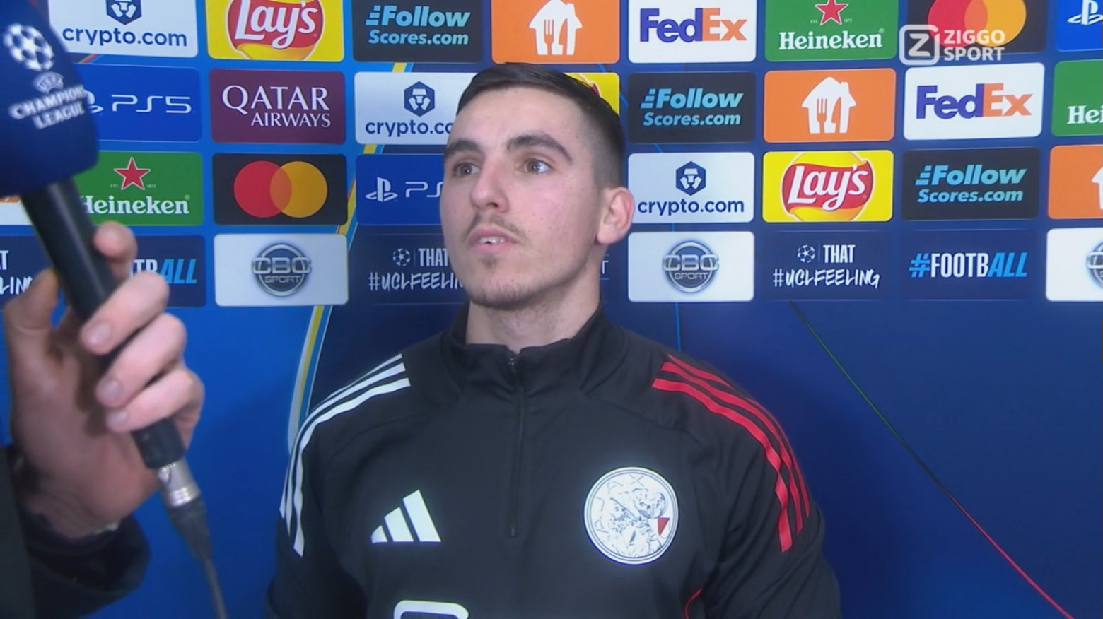 Oscar Gloukh legt interview af