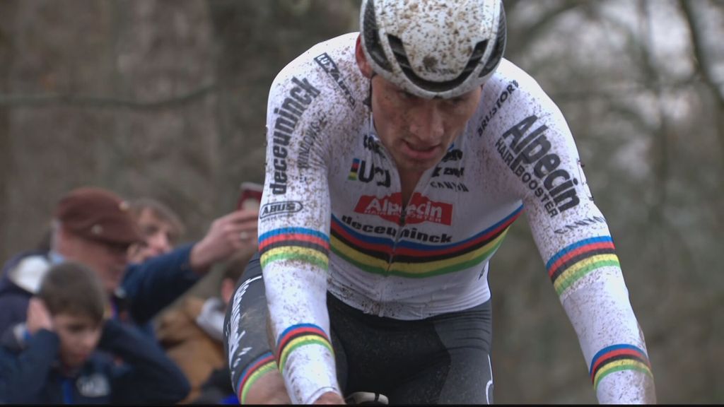 Van der Poel keert met knappe veldritzege in Namen terug in koers