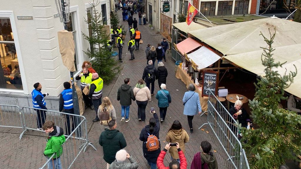 Ongeloof in Deventer, vandaag amper wachtrij bij Dickens Festijn