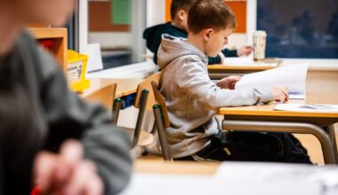 Meer scholen kiezen voor doorstroomtoets Cito, roep om één aanbieder