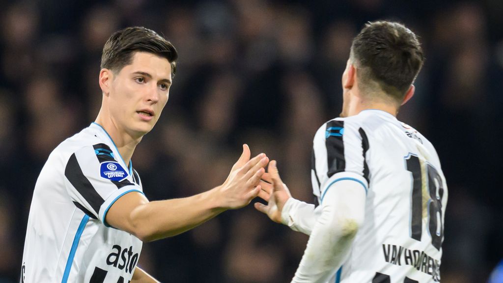 Heracles volgt AZ naar achtste finales KNVB-beker na 4-1 zege op amateurs Hoogeveen