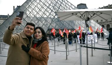 Medewerkers Louvre blijven staken, museum voorlopig dicht