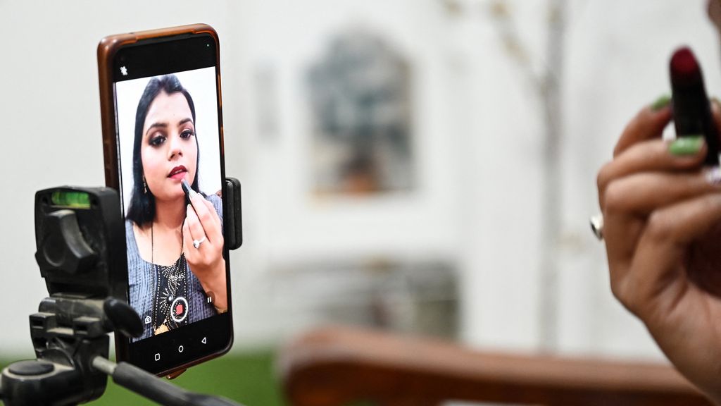 Influencers verdoezelen reclame; Europese consumentenbonden willen beter toezicht