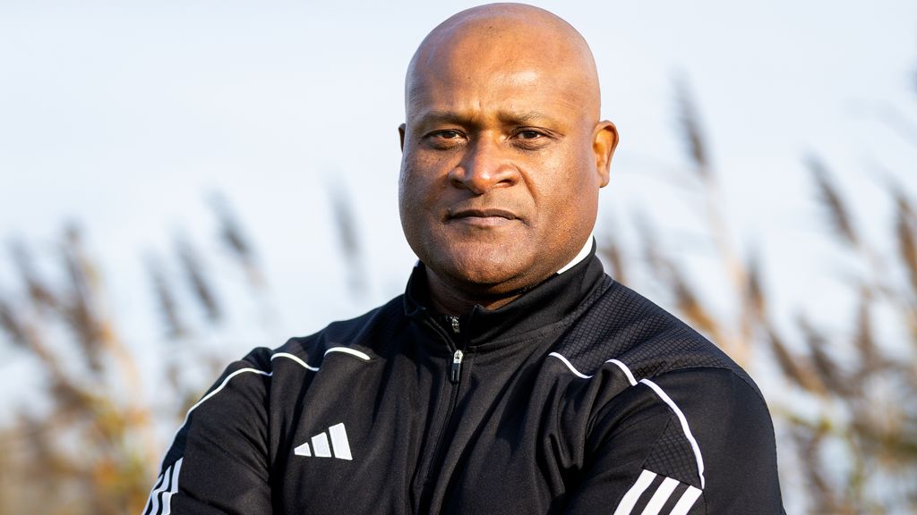 Bogarde gaat bondscoach Ten Cate assisteren bij Surinaams elftal