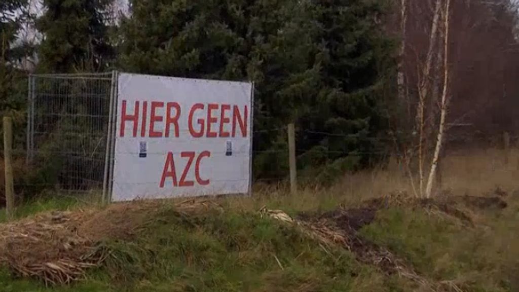 Spandoeken en petitie tegen azc in Wouw, terwijl de gemeente geen plannen heeft