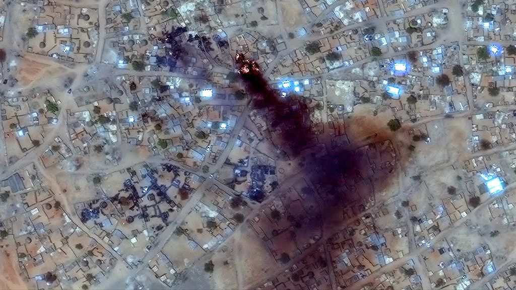 duizend doden, honderden executies en verkrachtingen in kamp Sudan