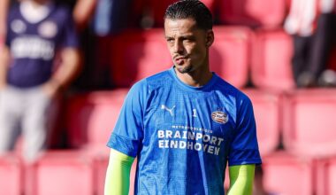 PSV-doelman Olij maanden aan de kant met liesblessure, debuut laat op zich wachten