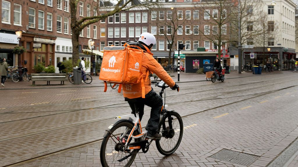Debat mestplannen • Onrust lokale PVV-fracties • Thuisbezorgd-ondernemer Jitse Groen • Pakketbranche