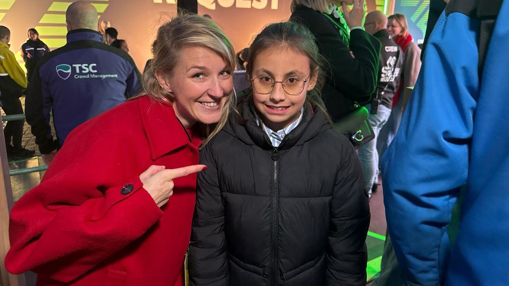 Aivey mocht radio-dj's opsluiten in het Glazen Huis