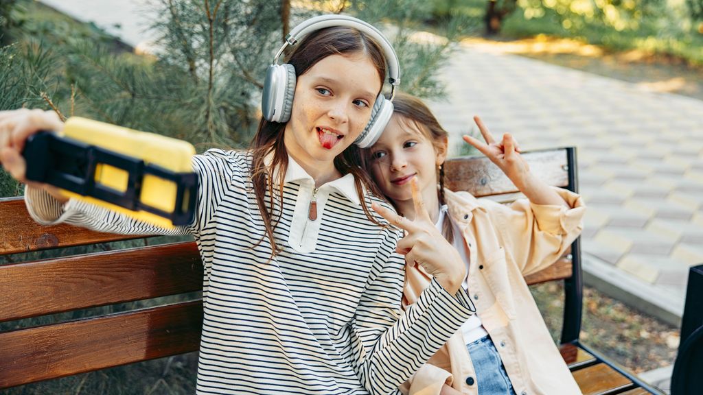 Regering werkt aan strengere regels voor vlogfamilies en jonge influencers