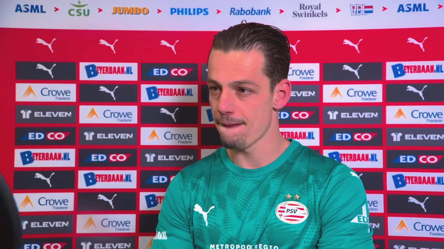 PSV-keeper Nick Olij diep ontgoocheld
