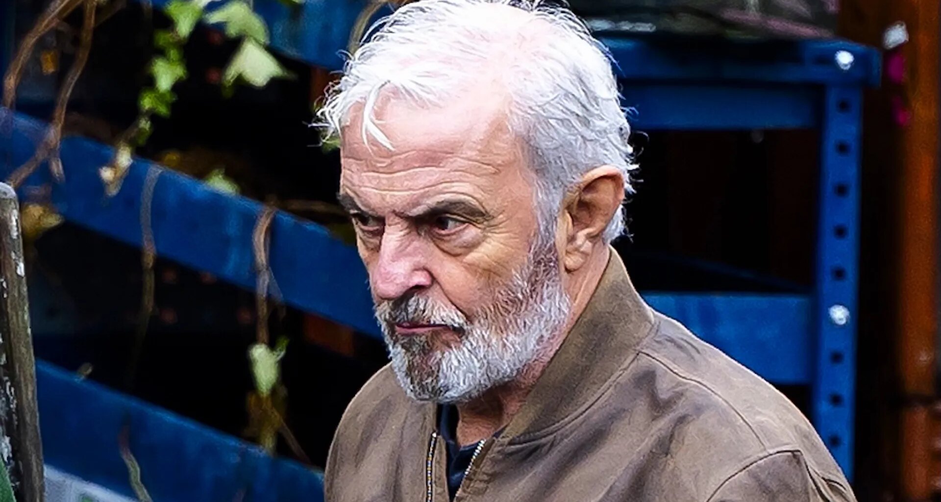 Huub Stapel laat zich bang maken met sharia-fantasieën - Joop