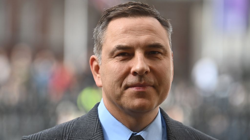 Uitgever doet schrijver en acteur Walliams (Little Britain) in de ban om 'ongepast gedrag'