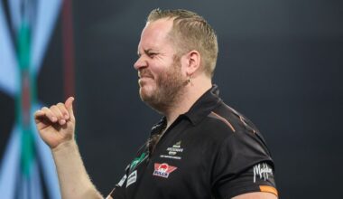 Van Duijvenbode verliest van ongeplaatste Hurrell in tweede ronde WK darts
