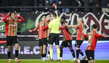 absoluut géén rode kaart Ouaissa'