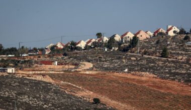 Israël keurt 19 nederzettingen goed op bezette Westelijke Jordaanoever