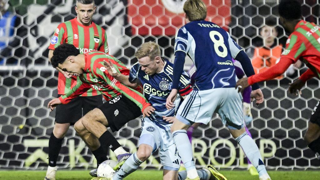 Spectaculaire 'topper' tussen Ajax en NEC eindigt in gelijkspel