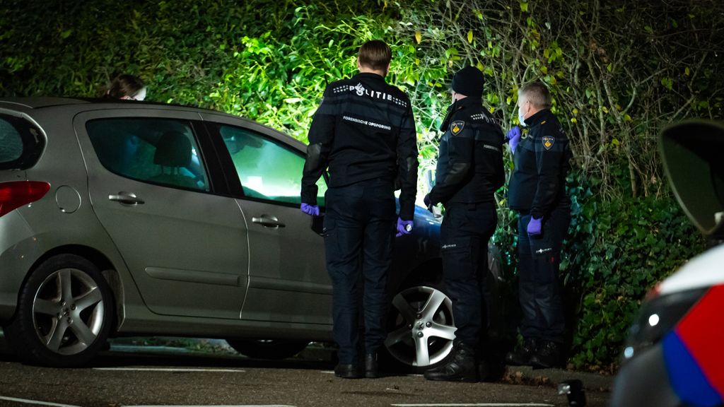 Schoten gelost bij McDonald's Barendrecht, nog niks bekend over slachtoffers