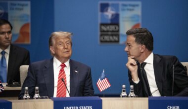 Mark Rutte verliest zijn laatste beetje geloofwaardigheid met nieuwe lofzang op Trump - Joop