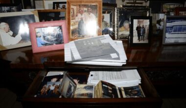 Offline gehaalde foto met Trump uit Epstein-documenten alsnog online