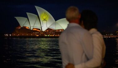 Schutters Bondi Beach gooiden eerst zelfgemaakte explosieven, die niet ontploften
