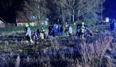 Auto rijdt in publiek lichtjesparade in Nunspeet, negen gewonden