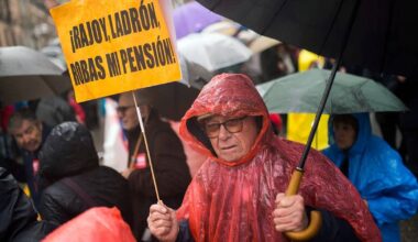 Welingelichte Kringen - Nieuws van overal: minder lezen, meer weten