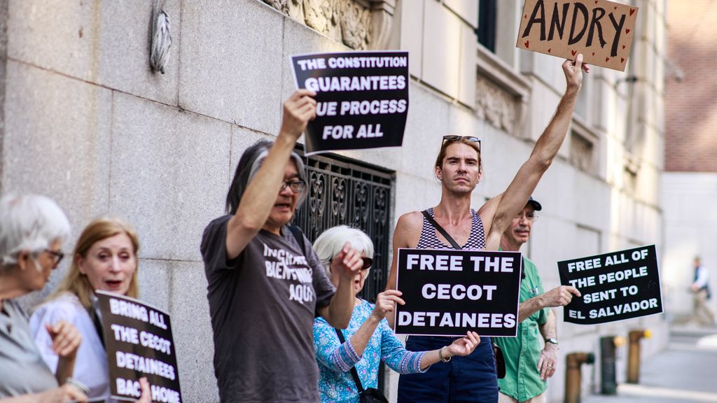 Groep uitgezette Venezolanen moet volgens rechter kunnen terugkeren naar VS