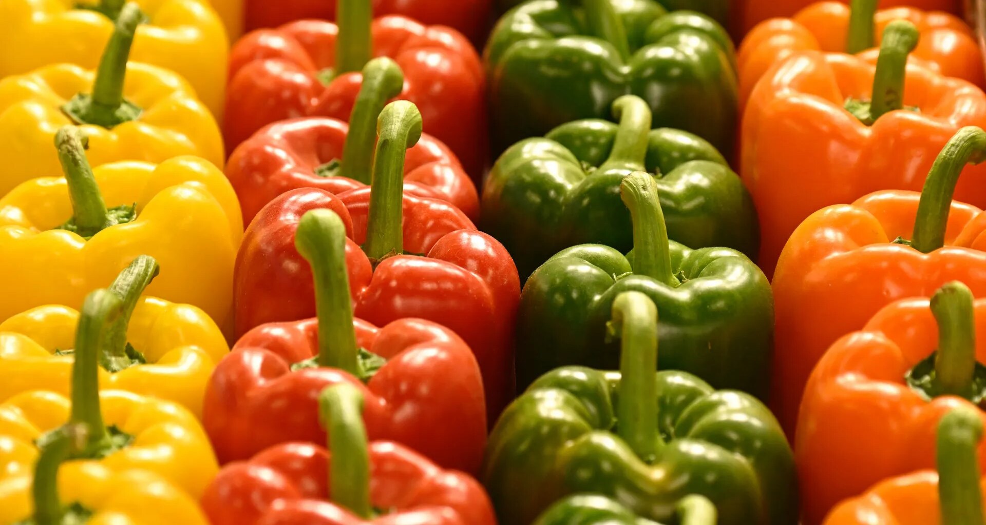 Paprika's van alle groenten het meest vervuild met bestrijdingsmiddelen - Joop