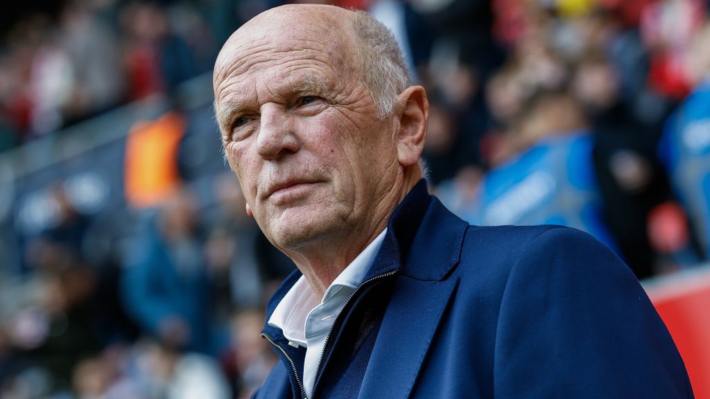Streuer (74) kondigt afscheid bij FC Twente aan als technisch directeur