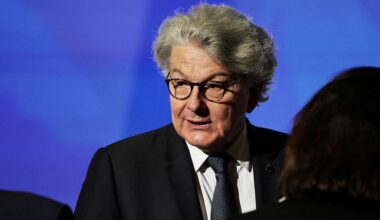 oud-EU-commissaris mag land niet meer in