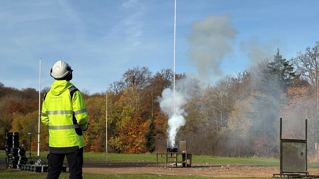 Kwart van het geteste legale vuurwerk blijkt onveilig en moet winkels uit