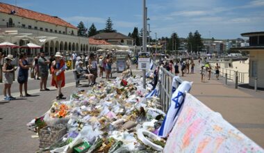 Australische politie pakt man op om antisemitische berichten na aanslag